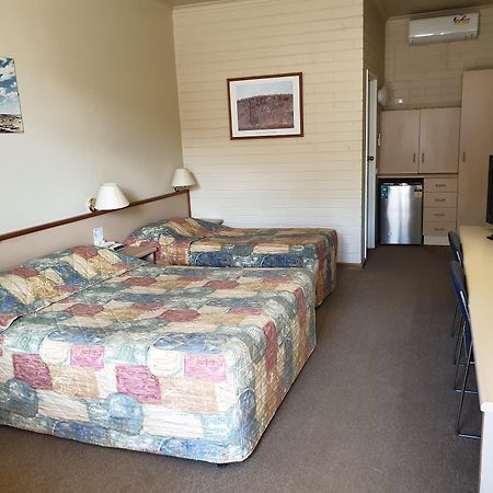 Opal Inn Hotel, Motel, Caravan Park Coober Pedy Exterior foto