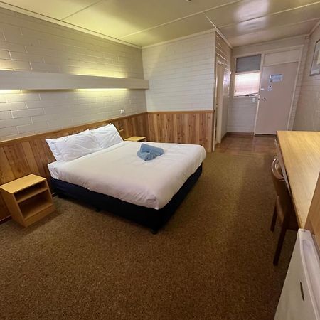 Opal Inn Hotel, Motel, Caravan Park Coober Pedy Exterior foto