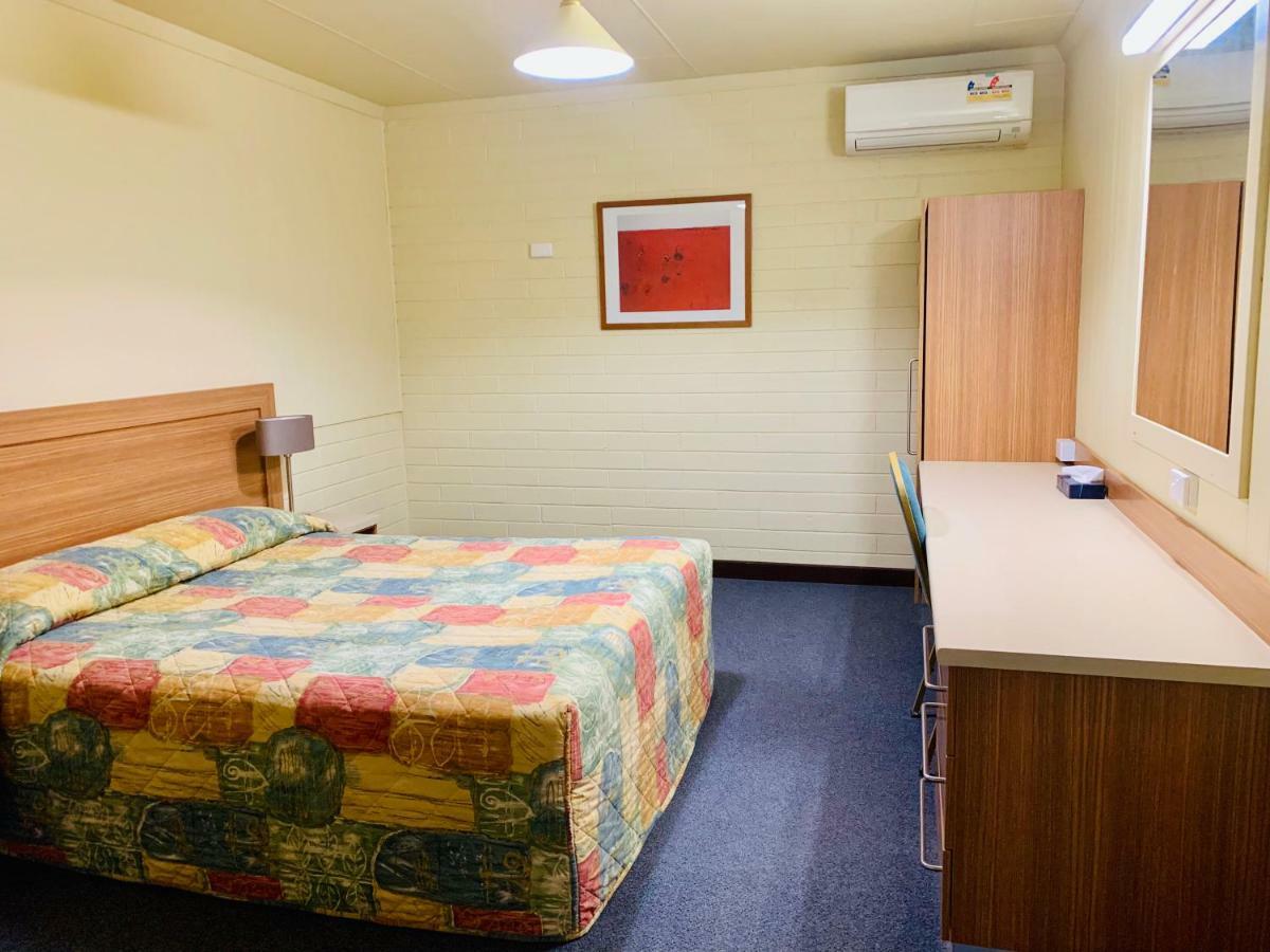 Opal Inn Hotel, Motel, Caravan Park Coober Pedy Exterior foto
